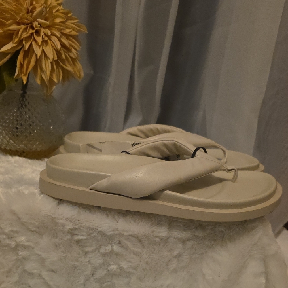 New Zara Cream Sandals
